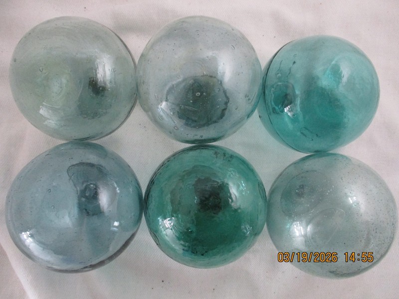 6 Alaska Beachcombed VINTAGE JAPANESE  BRIGHT, PERFECT SEALS, GLASS FLOATS
