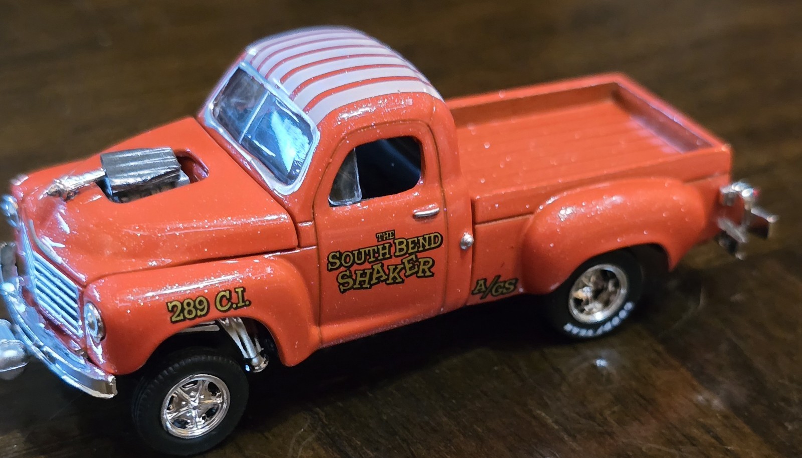 Modèle Réduit Studebaker 2R 1950 - Castline M2 Machines 1/64 - Édition 2010, Occasion Sans Boîte