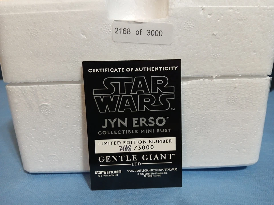 Star Wars Rogue One Jyn Erso Mini Bust (New) - Image 3 of 4