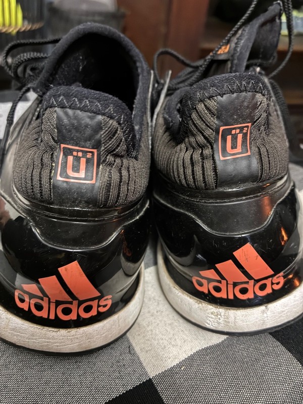 tennis adidas ubersonic 2 size 7M