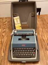 Vintage Olivetti Underwood 21 Typewriter Clean with Case Works 1960's thumbnail