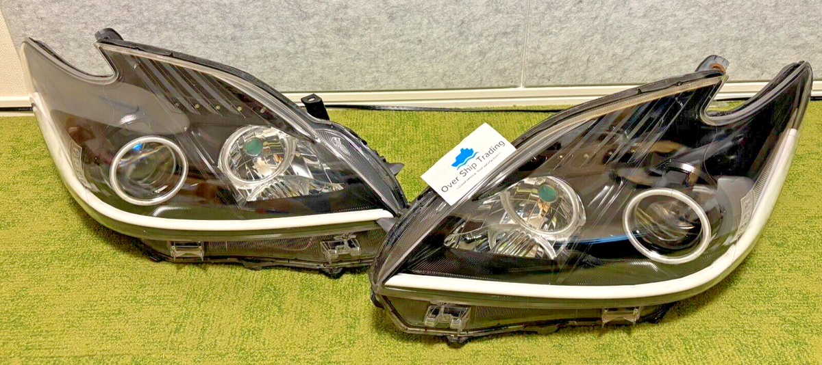 Toyota Genuine Prius ZVW30 Custom Projector Headlight Lamp Left