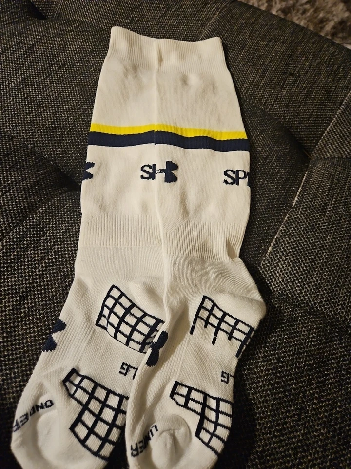 Calcetines grandes Under Armour Tottenham Hotspurs juveniles Foto 4 de 4