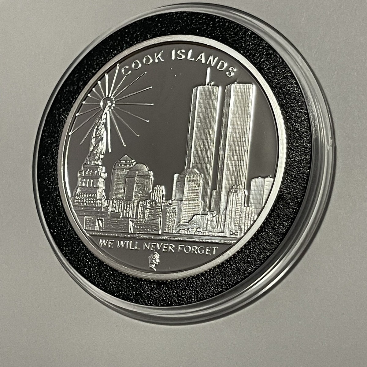 9/11 Twin & Freedom Tower Proof Coin 1 Troy Oz .999 Fine