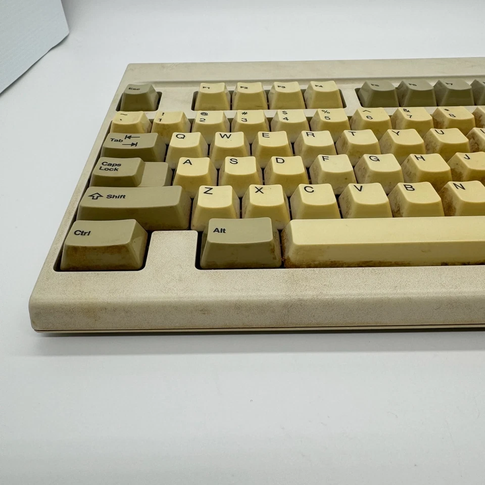 Mitsumi KKR-E99AC Vintage Beige Keyboard 5 Pin DIN Connector for Retro Computer - Image 4 of 4