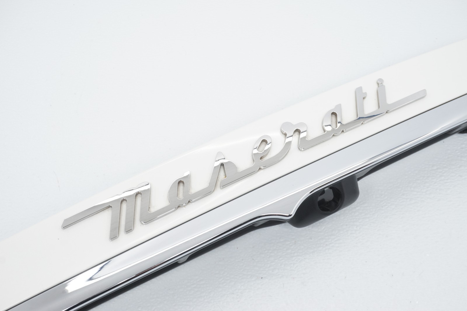 2014-2019 MASERATI GHIBLI OEM REAR TRUNK LID MOLDING TRIM HANDLE