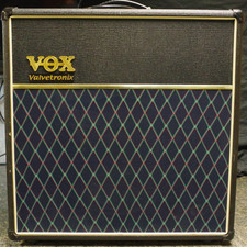 VOX AD60VT tube Amp, W/ VC-4 FOOT CONTROLLER ...