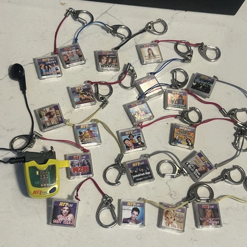 Vintage Tiger HIT Clips Lot w. 20 Clips & Player WORKS Britney Destiny & More