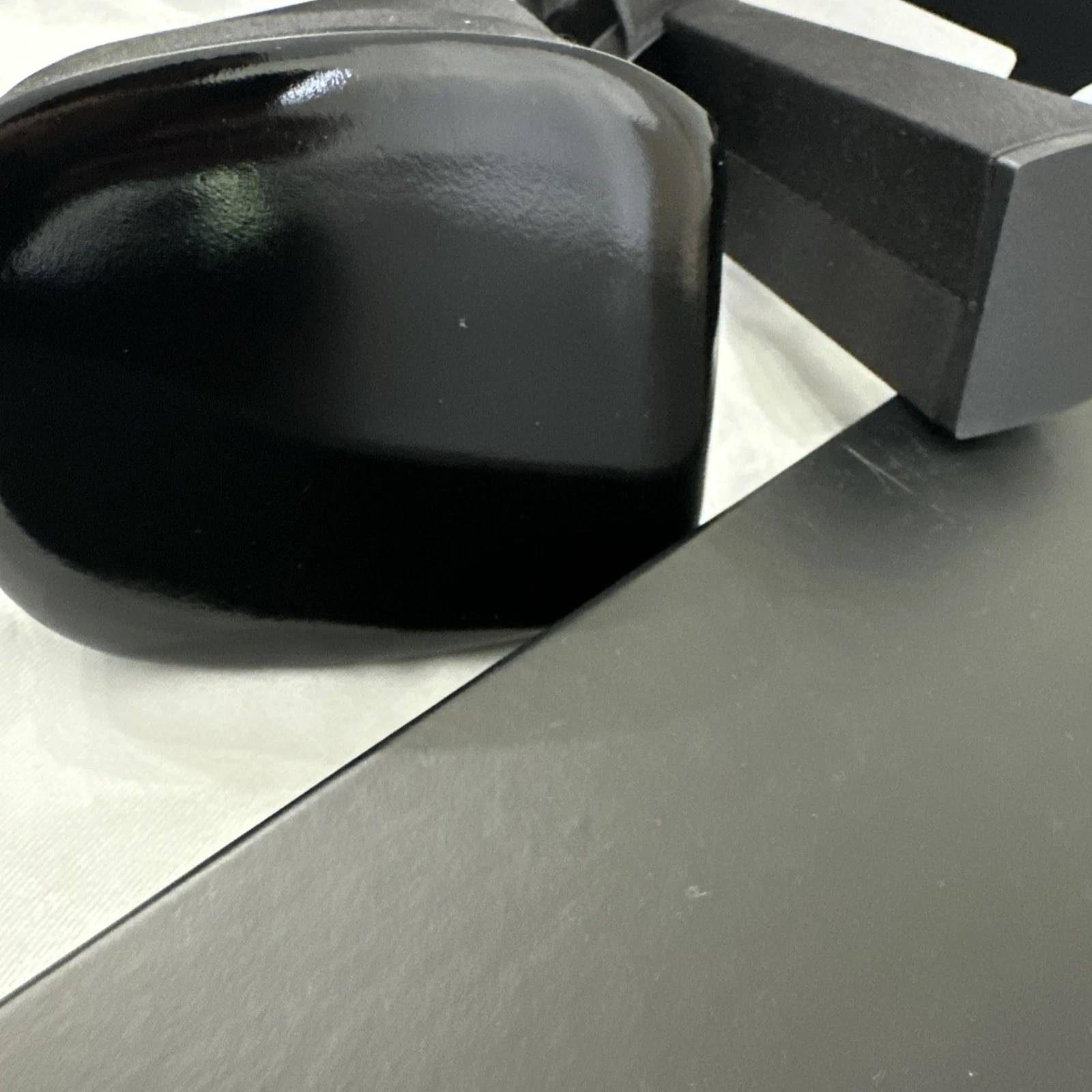 Versace decolte nere in raso plateau tacco misura 37 5 US 7 5 stile: 0400014550162