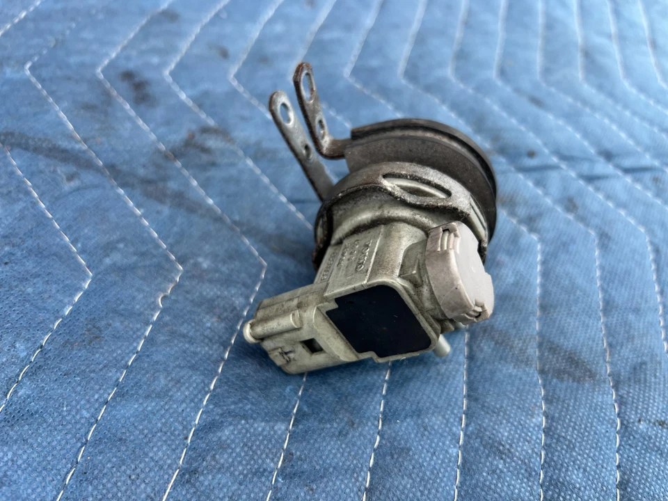 Módulo solenoide de control de válvula Volvo 940 740 EGR 1992-1995 3531138 OEM #3280EM Foto 3 de 4