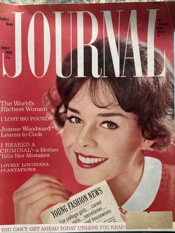 1960 AUGUST LADIES' HOME JOURNAL MAGAZINE - VERY NICE FRONT COVER - E 4449