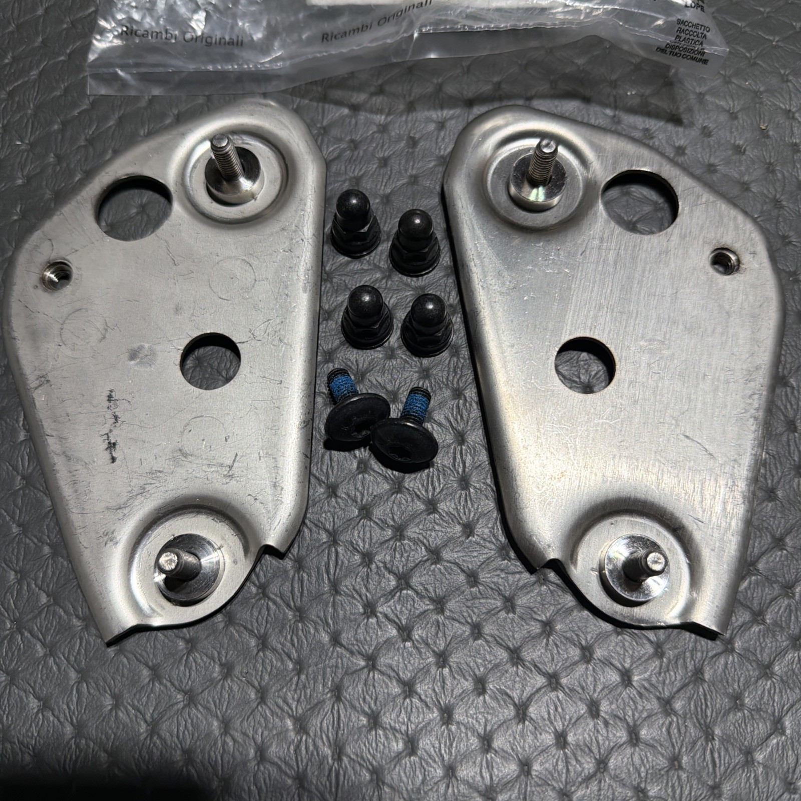 LAMBORGHINI Urus REPAIR KIT FOR GUIDE MPN: 4ML898180 Oem Replacement