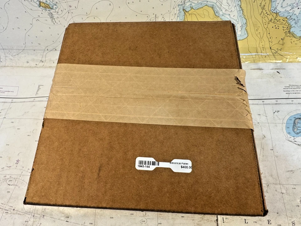 Panel SMS Blue Sea 3116 con gabinete marino 30A ELCI 120V compatible con ABYC ¡NUEVO!! Foto 3 de 4