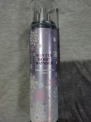 1 Bath & Body Works WINTER BERRY WONDER Fine Fragrance Mist Body Spray 8 oz