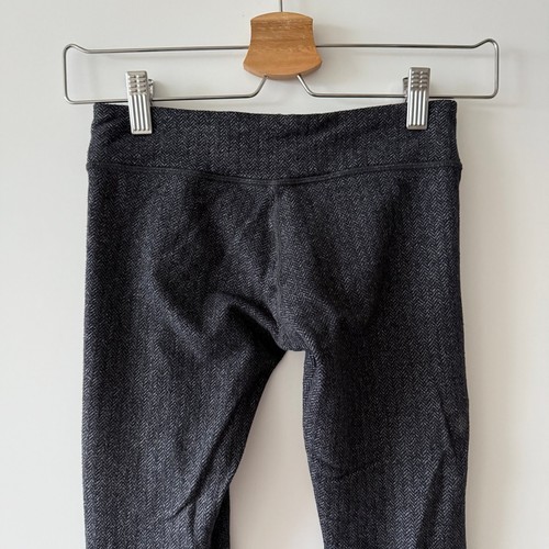 Ivivva by Lululemon Rhythmic Herringbone Black Gray Tight Leggings Girls Size 10 - Picture 6 of 9