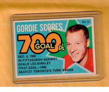 1968-69 OPC O-Pee-Chee  PUCK STICKERS #22 GORDIE HOWE 700th Goal