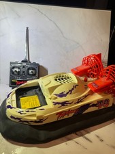 Barca radiocomandata Tyco Typhoon T-3 con controller testata e funzionante.