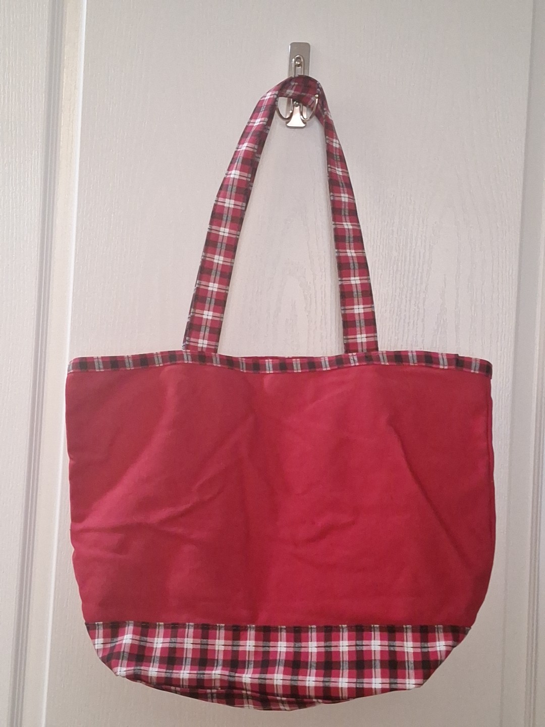 Disney World Merry & Bright Mickey Mouse Red Plaid Canvas Christmas Tote Bag NWT