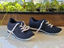 Walking Cradles Women’s Leather Sneakers Navy Blue Lace Up Comfort Shoes 10 WW