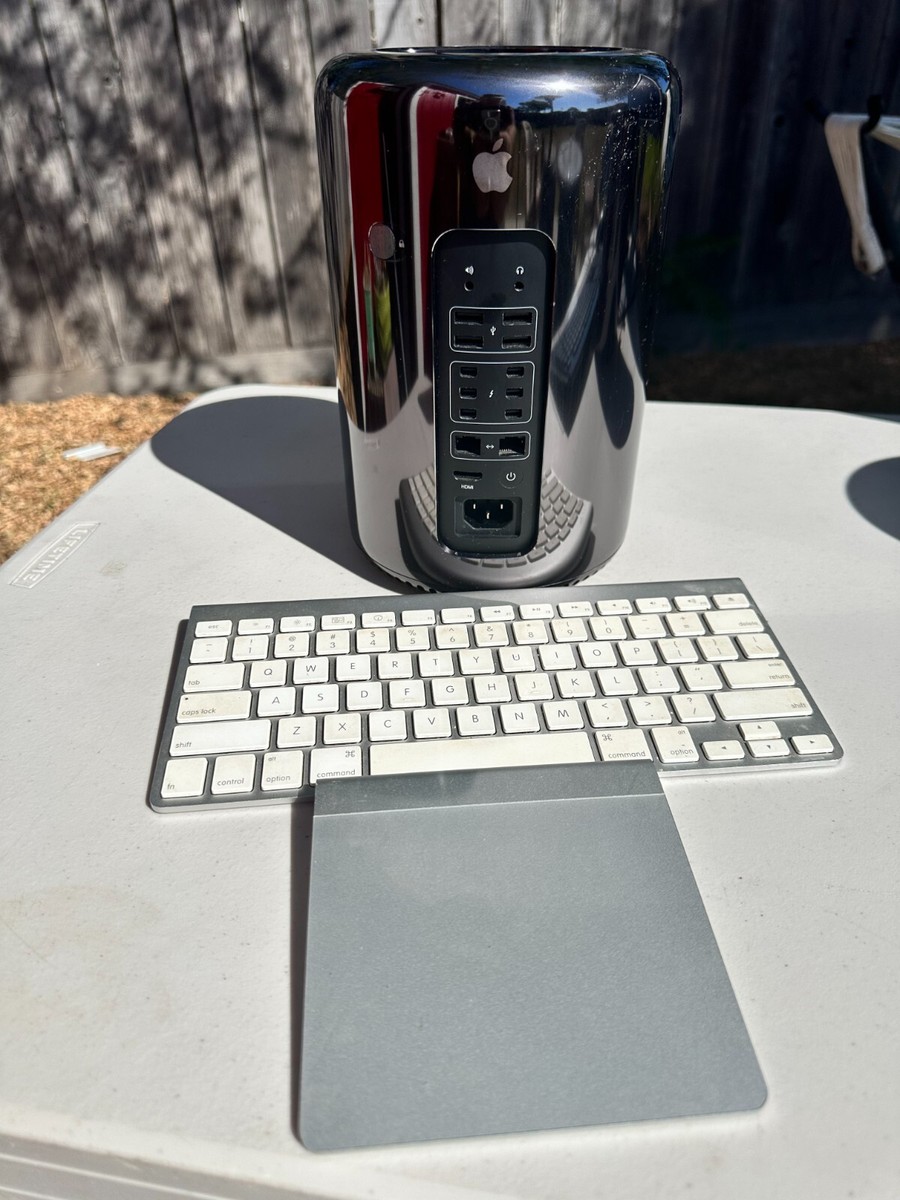 Apple Mac Pro Late 2013 キーボード&マウス付き Apple Mac Pro late 2013(ｷｰﾎﾞｰﾄﾞ,ﾏｳｽ付) カテゴリ 【公式通販】