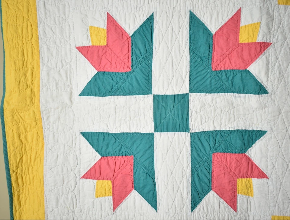 Large, Beautiful Vintage 30's "Modern Tulip" Antique Quilt ~CHEERY COLORS! - Image 3 of 4