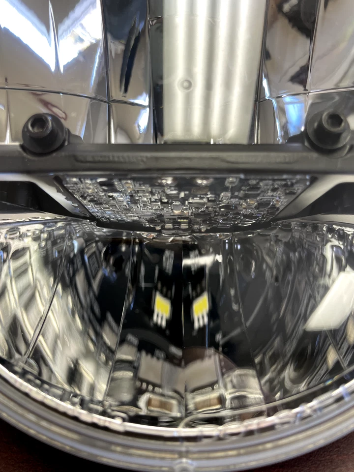 Farol de LED Truck-Lite 27270C - 7" redondo - Novo em folha! - Imagem 3 de 4