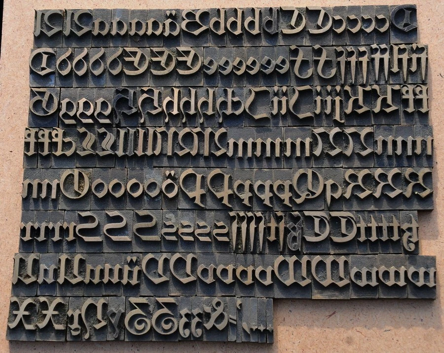 Prägeschrift 14 mm Messingschrift Buchbinder Messing Prägen Vergolden Fraktur