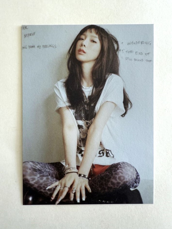 SNSD Girls' Generation Taeyeon 6th Album Letter To Myself