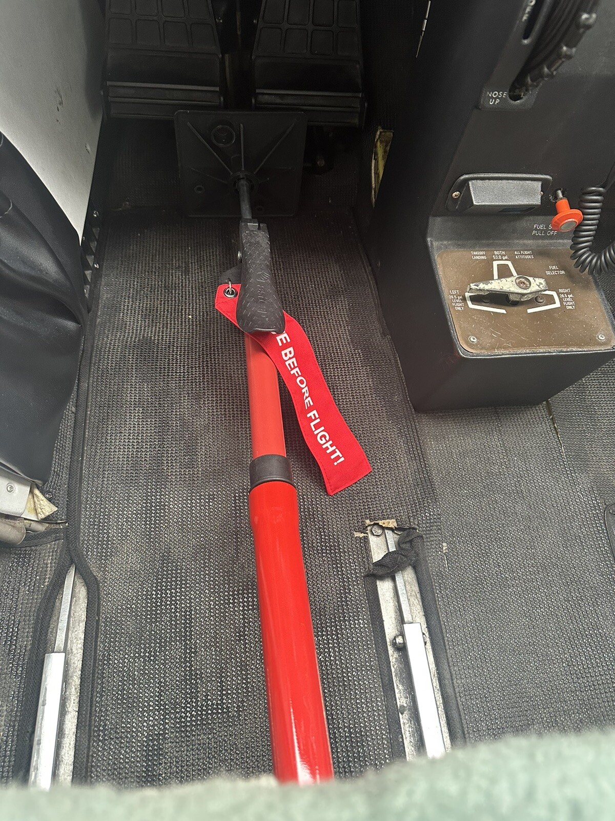 Cessna 172/182 Rudder Control Lock (With Articulating Seats) eBay