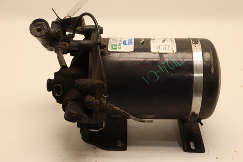 2018-2024 FREIGHTLINER CASCADIA 126 BENDIX BRAKE AIR DRYER AD-9 K046157 OEM