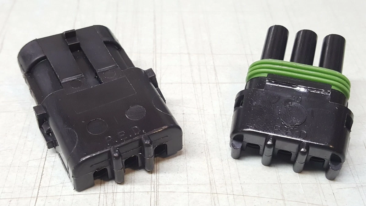 Genuine Cummins 3-Way Tower & Shroud Electrical Connectors 3823340 