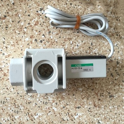 NEW 1PC For CKD P4100-10-W Pressure Switch Free Shipping