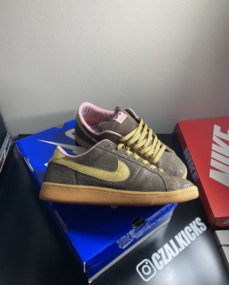 Size 9.5 - Nike Air Classic SB Brown