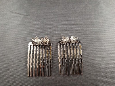 Vtg Metal Y2K 90's Hair Comb Pair 5 Petal Flower Retro  *1-2E