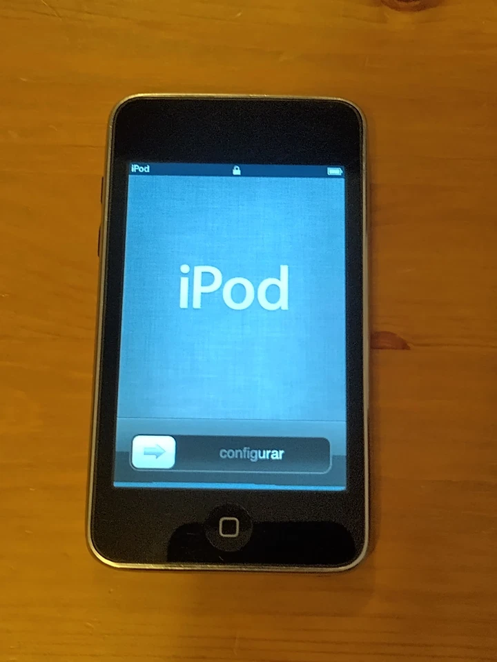Apple iPad 1 · 64GB · Wi-Fi, photo 2 of 5