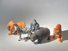 Large Plastic Safari Animal Lot Toy Figures
