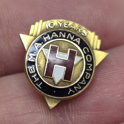 M.A.HANNA Iron Ore Co. 1/10 10K employee 10 Yr. service award tie/ lapel pin