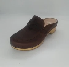9211 Bel Oiled Pull Up Brown Clog Size 40 