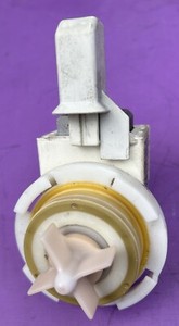 Original MIELE W2659 Waschmaschine Ablaufpumpe Hanning DPS 25-309 M.-Nr.06239560
