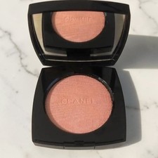 Chanel Poudre Lumiere 30 Rosie Gold Highlighter Face Powder