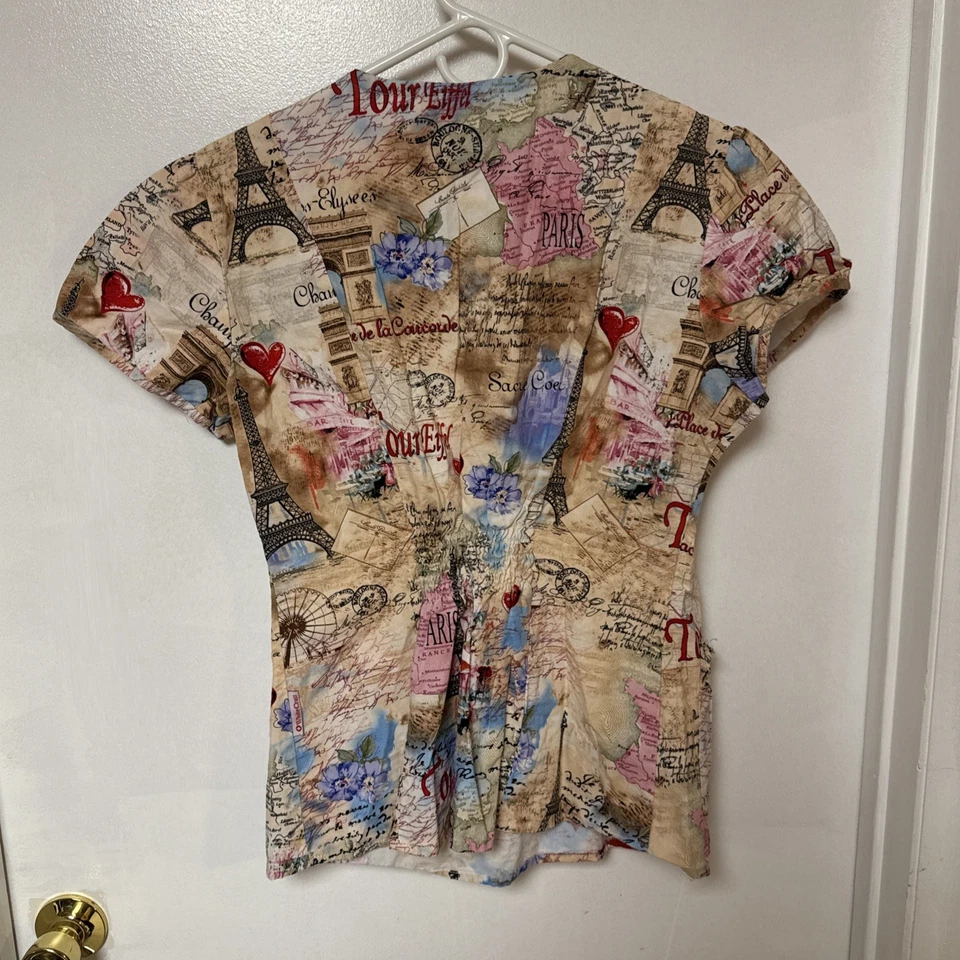 White Cross Scrub Top – Paris Eiffel Tower Print (M) – Used Good - Image 4 of 4