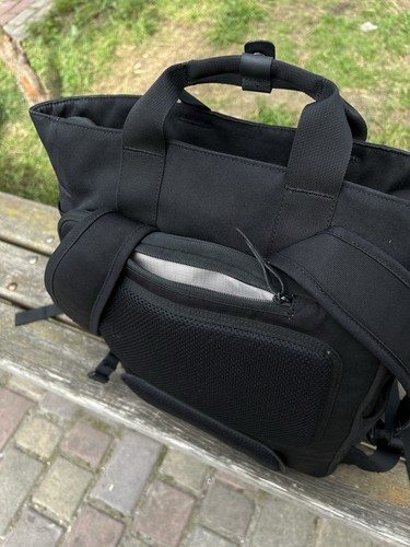 Crumpler Creator’s Art Collective Backpack Black 24L Camera & Laptop Bag - Picture 6 of 16