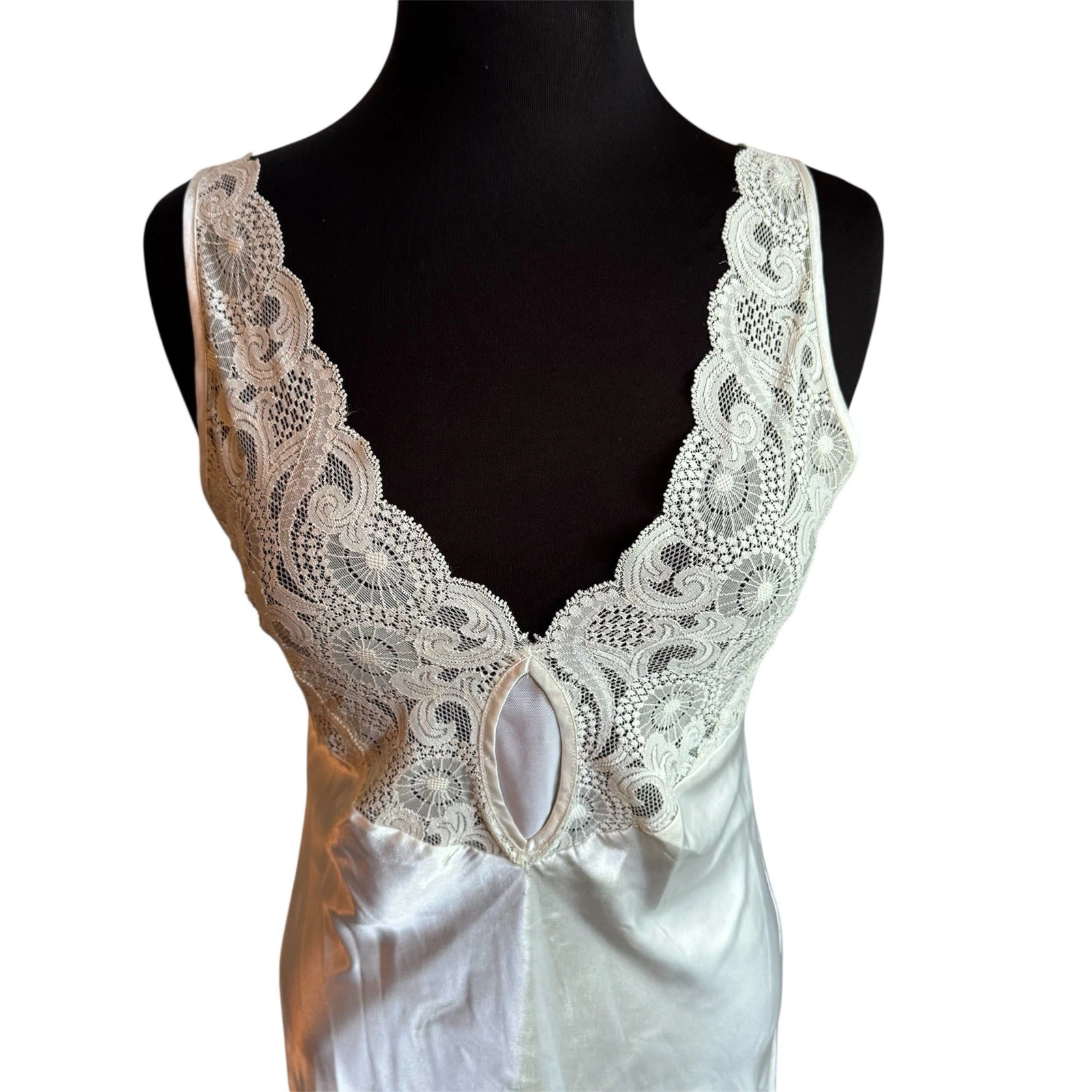 UNDERCOVER Abito lungo Victoria's Secret piccolo avorio bianco raso pizzo etichetta oro slip dress