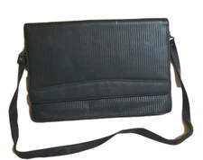 Benson and Hedges Signature Collection Messenger Bag 16" x 11" Tobacciana NOTE