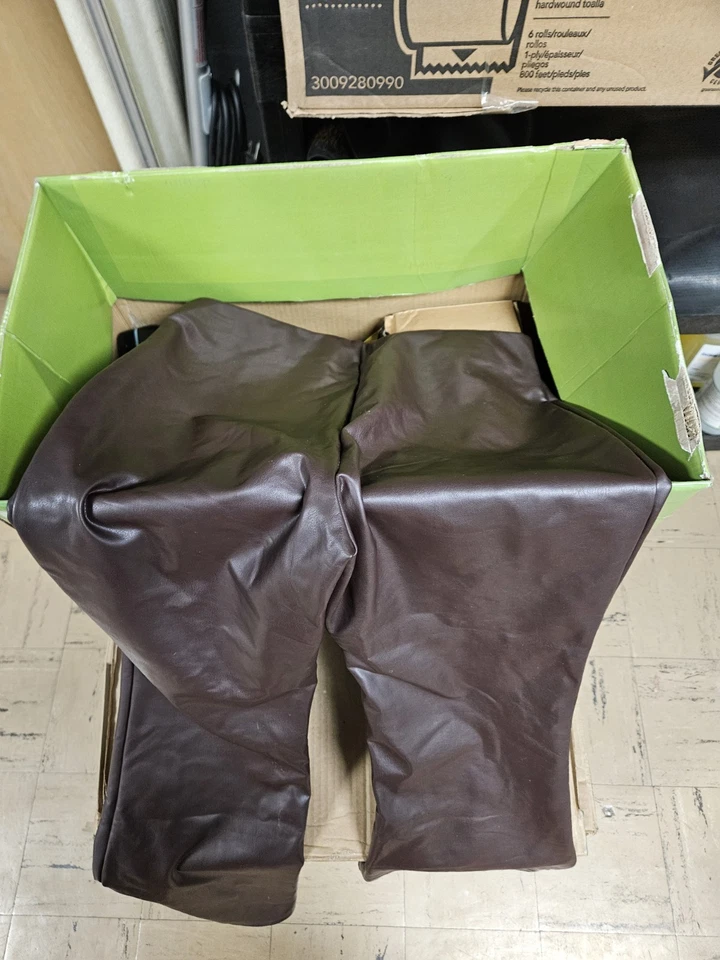 女式仿皮紧身衣 — 第 2/4 张图片