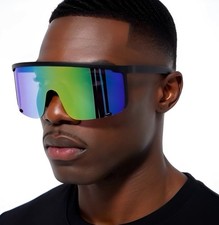 Sun Glasses UV400 Fashion Trendy New Classic Sports Sunglasses Fashion Windproof