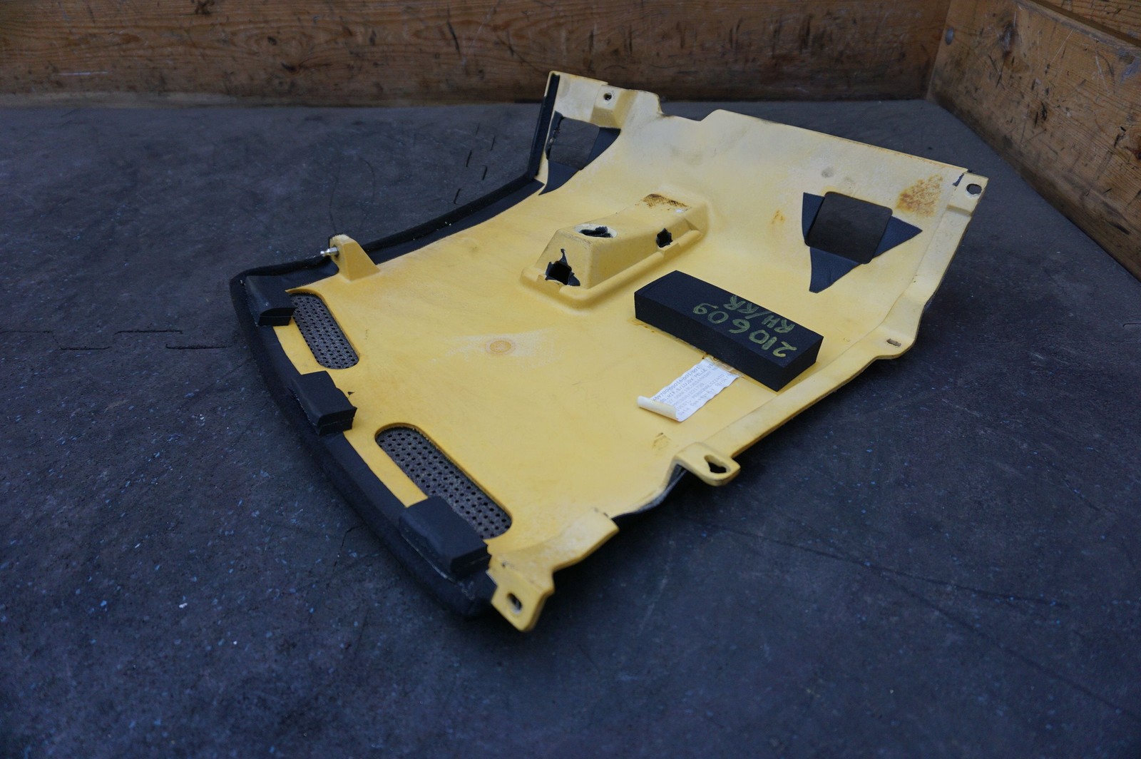 Right Rear Window Parcel Shelf Tray Trim Panel 66973700 Ferrari 612 Scaglietti