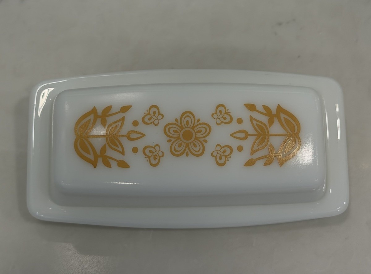 Vintage Pyrex 72-B Butterfly Gold Milk Glass Covered Butter Dish EUC