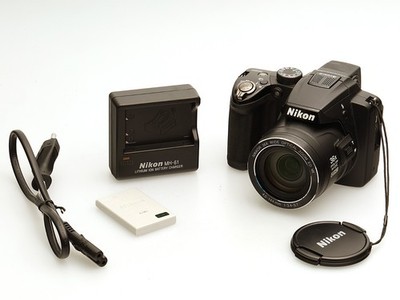 Nikon Digitalkamera Coolpix P500 mit 12.1 Mpx und 36x Zoom 23-810mm   KB
