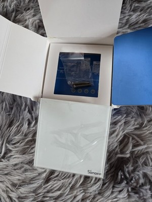 Sonoff WLAN Smart Wandschalter T0UK1C leichter Kartonschaden